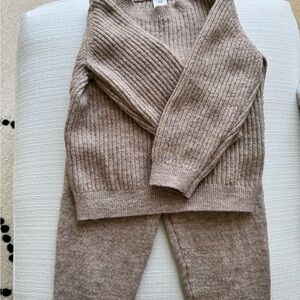 H&M Ribbed Knit Sweater and Pants Set in Brown